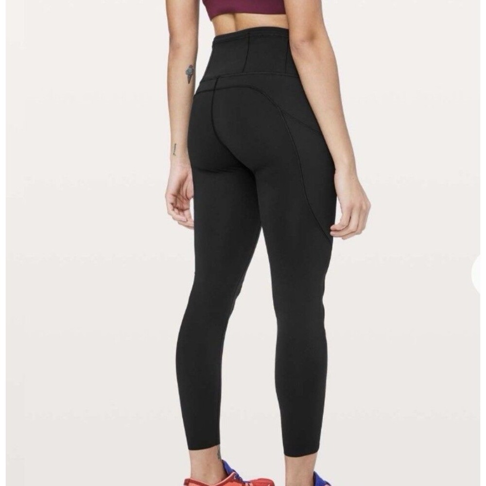 Lululemon Fast Free 7/8 Tights- Non Reflective II Nulux 25" Sz 2 Black
